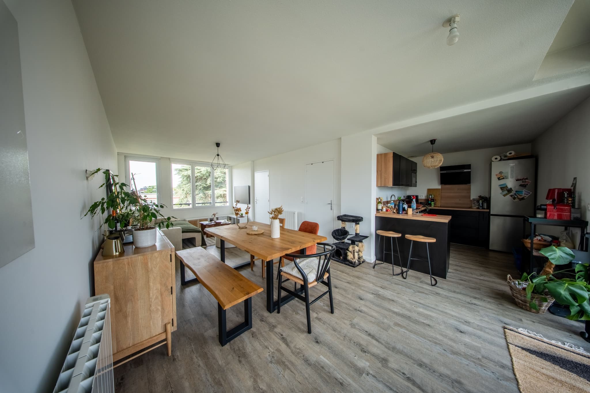 APPARTEMENT SECTEUR PRISE AVEC GRANDE TERRASSE – photo 1