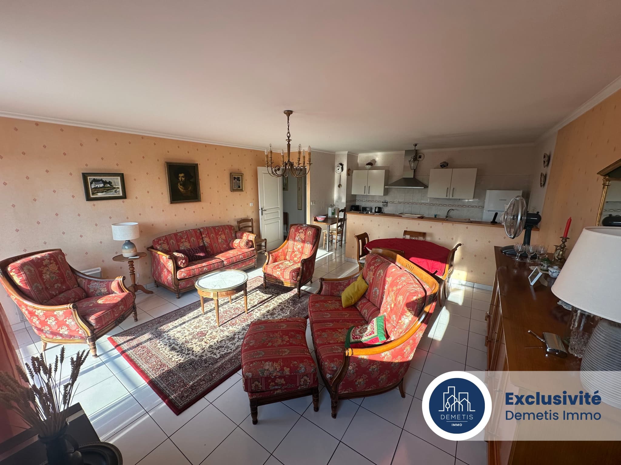 F4 AVEC PARKING DANS RESIDENCE RECENTE – photo 1