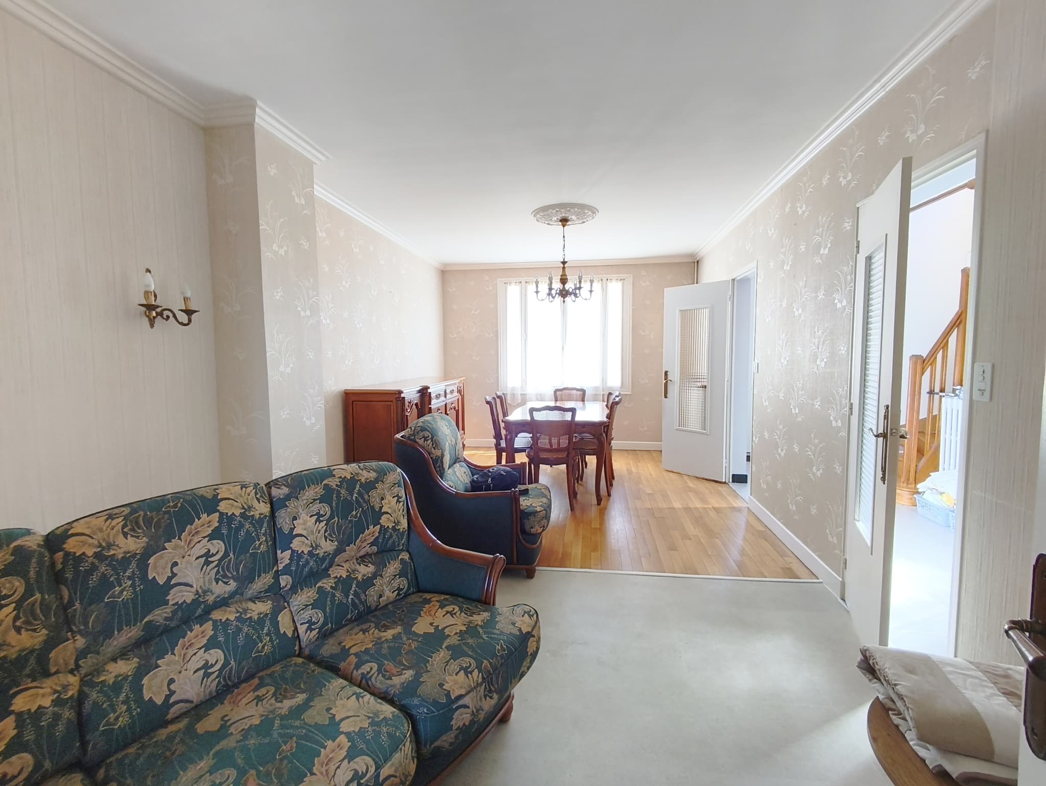 MAISON A RENOVER 2 CHAMBRES ET DOUBLE GARAGE – photo 1