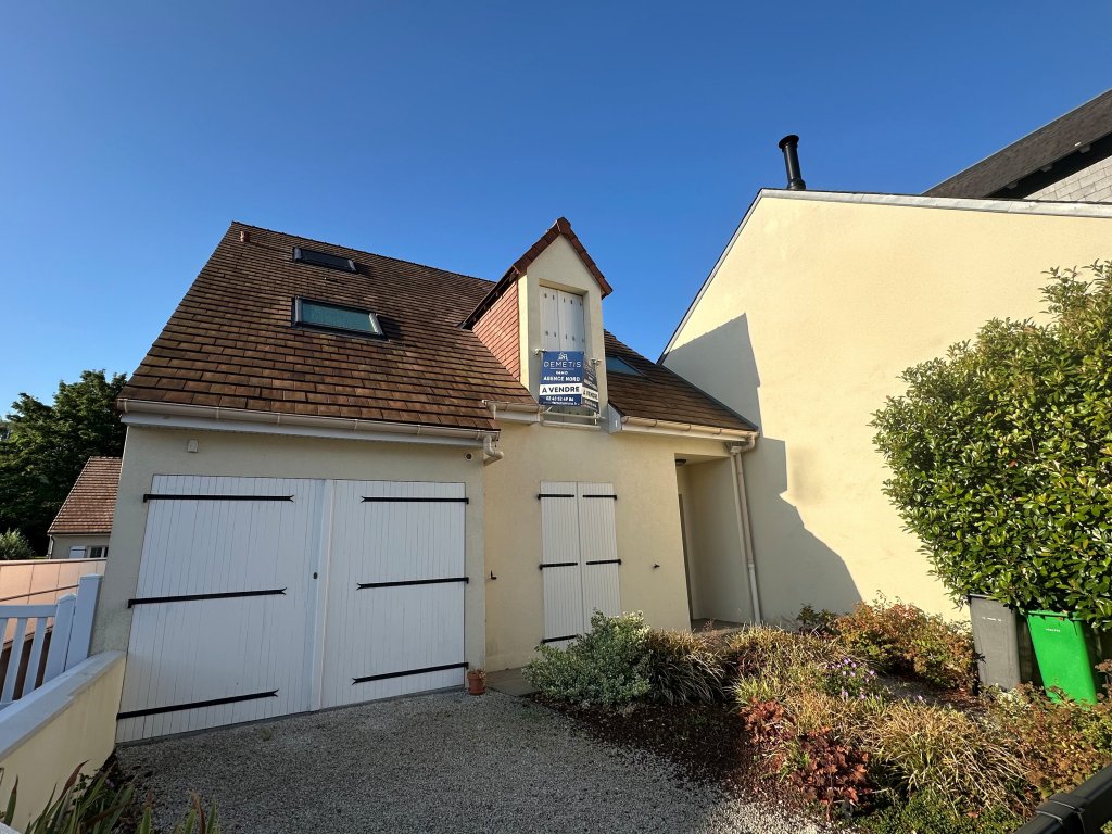 MAISON SOUS DECENNALE AVEC COMMODITE RDC