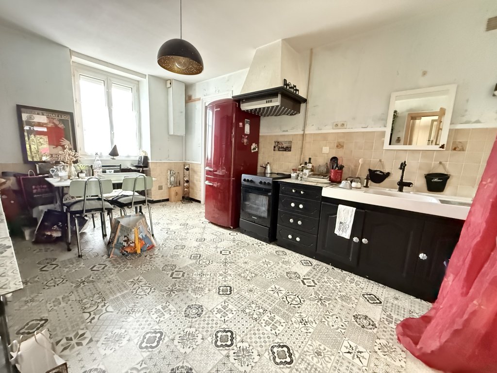 MAISON DE VILLE PLAIN-PIED AVEC JARDIN AU MANS
