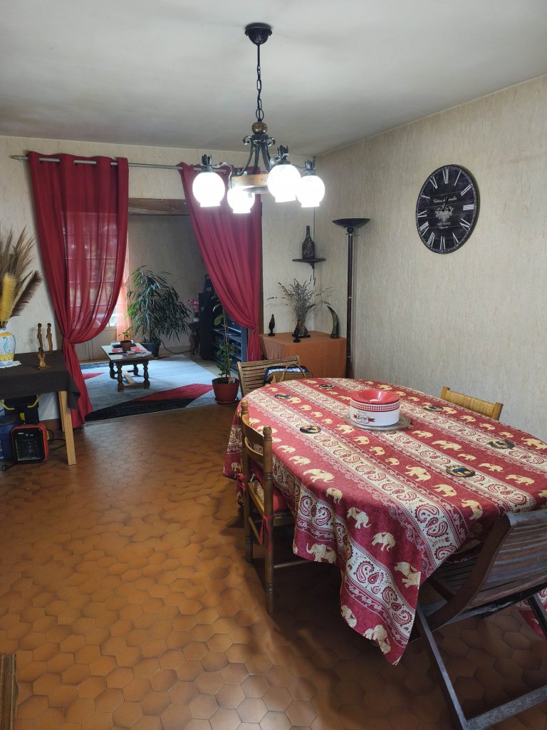 MAISON CENTRE BOURG 90M2