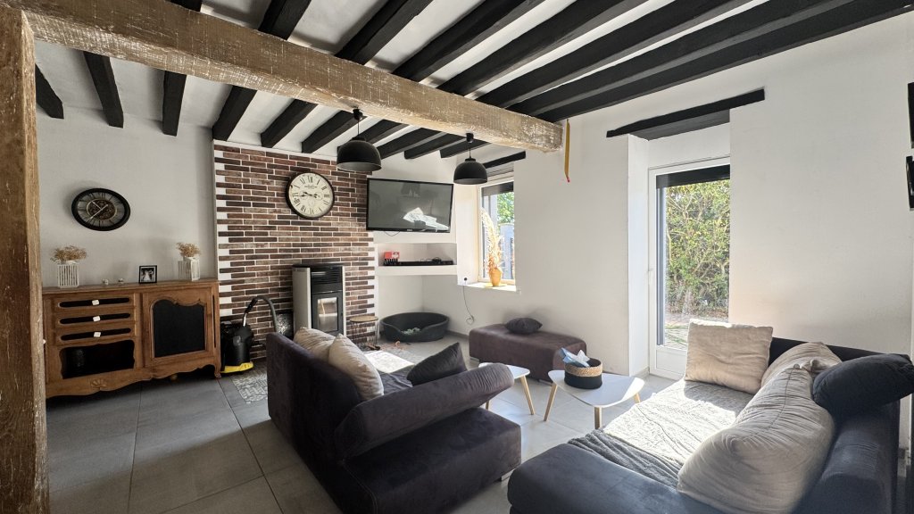 Maison type longère entièrement refaite
