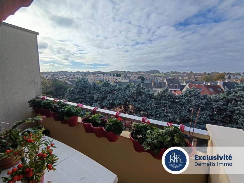 BEL APPARTEMENT F4 AVEC GARAGE ET BALCON