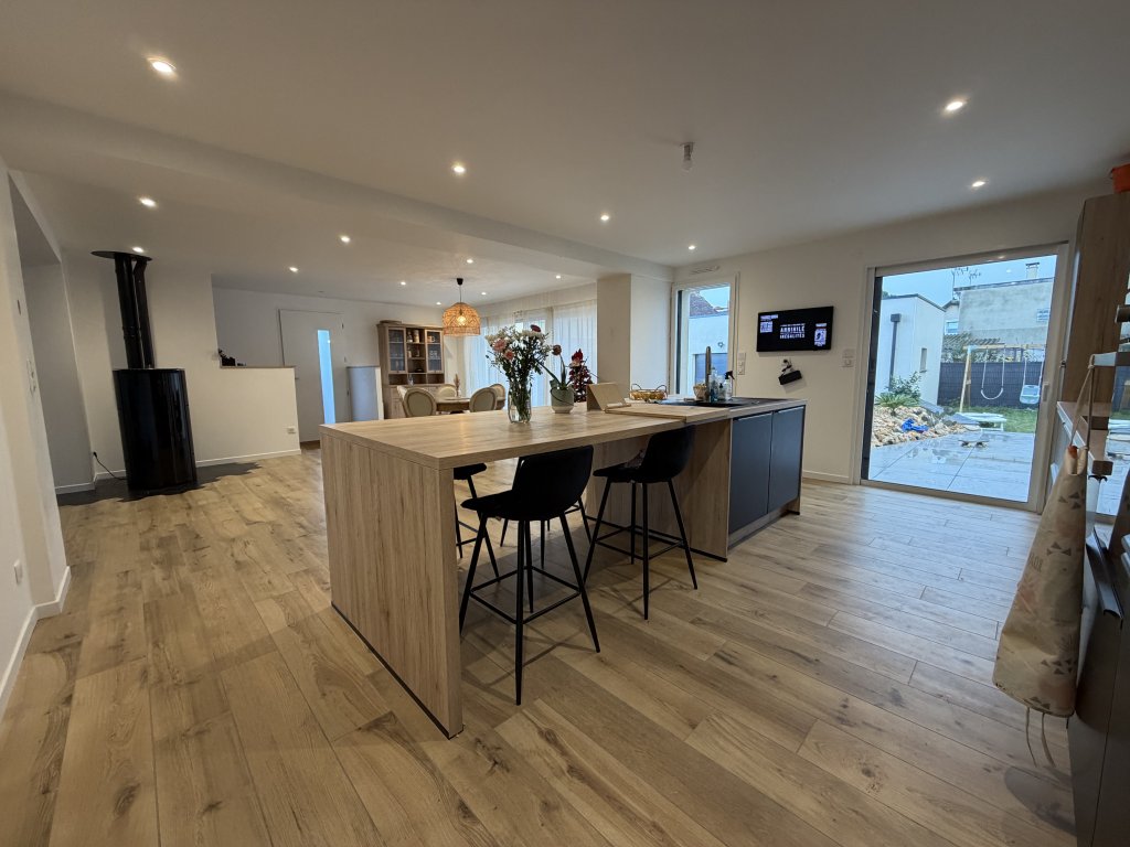 Maison individuelle entièrement rénovée