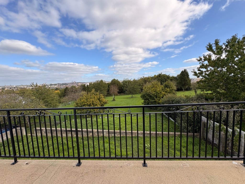 MAISON DE VILLE  3 CHAMBRES QUARTIER ARDRIERS