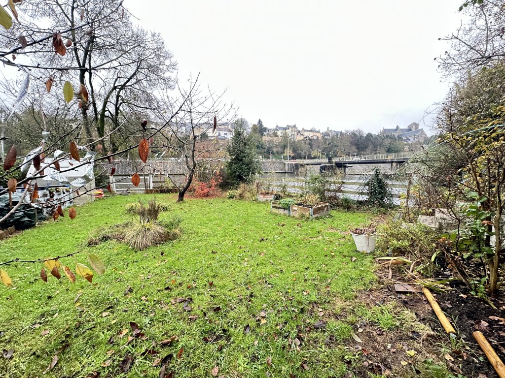 UNIQUE ACCES RIVIERE PROCHE VIEUX MANS