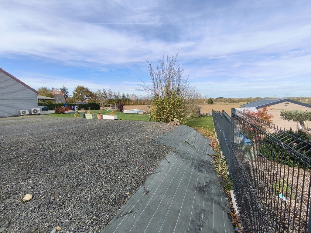 TERRAIN CONSTRUCTIBLE 560 M2