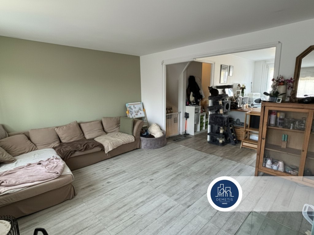 Maison de ville idéalement située