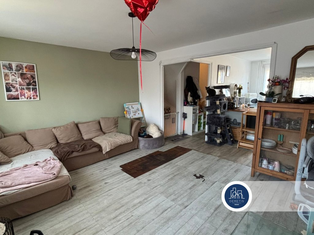 Maison de ville idéalement située