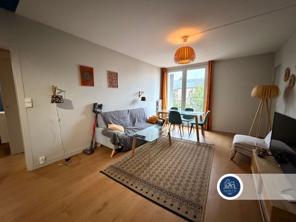 APPARTEMENT LUMIEUX AVEC 7% DE RENTABILITE