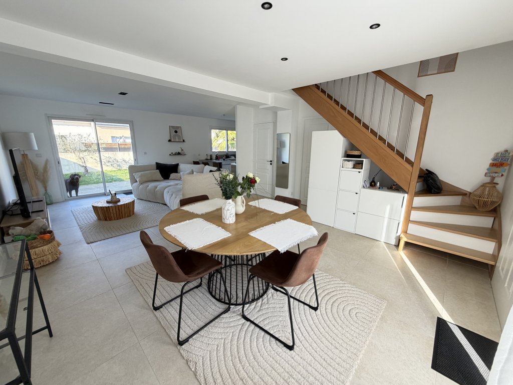 PAVILLON MODERNE PROCHE LE MANS