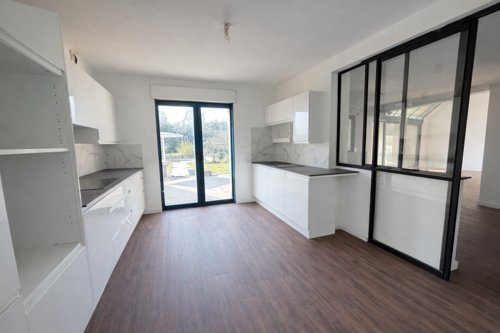 PAVILLON AVEC GRANDE PARCELLE