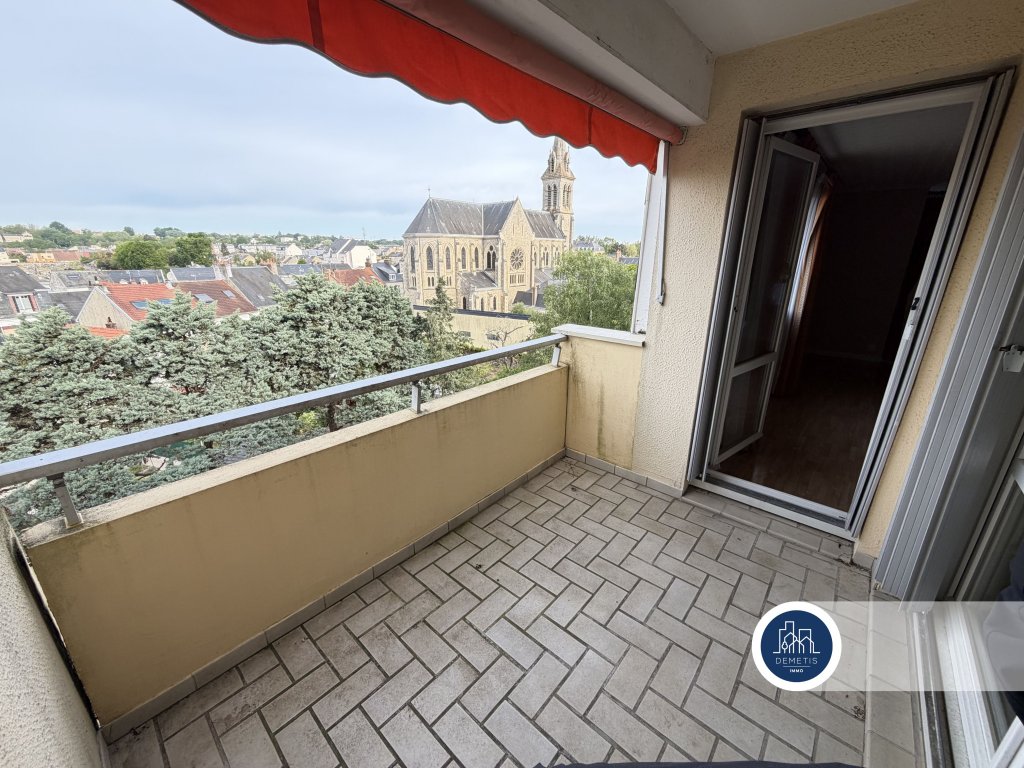 BEL APPARTEMENT F4 AVEC GARAGE ET BALCON