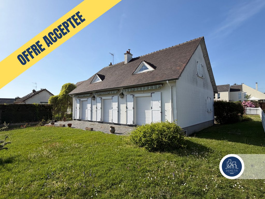 PAVILLON INDÉPENDANT AVEC GROS POTENTIEL TRAVAUX