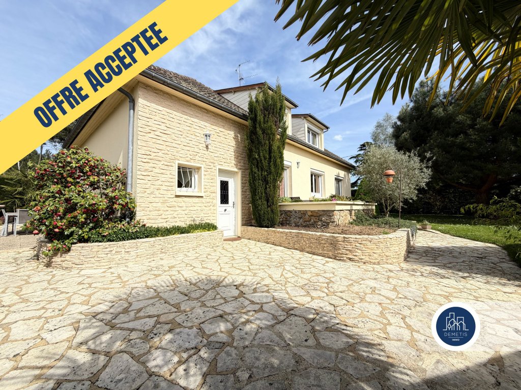 MAISON IDIVUDELLE SORTIE DE BOURG