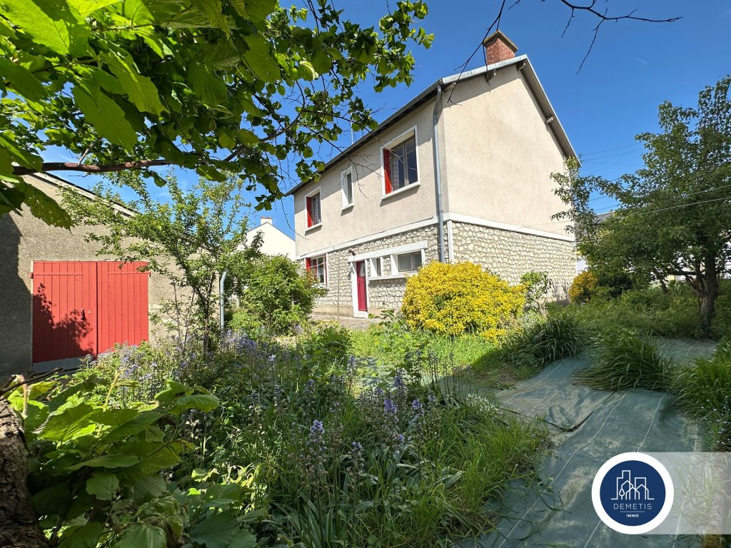 MAISON INDIVIDUELLE SECTEUR ST PAVIN AVEC GARAGE