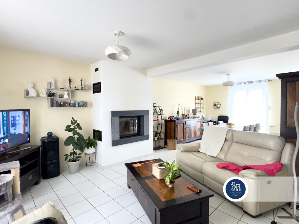 Le Mans – Bien rare – 8 chambres, double garage, stationneme