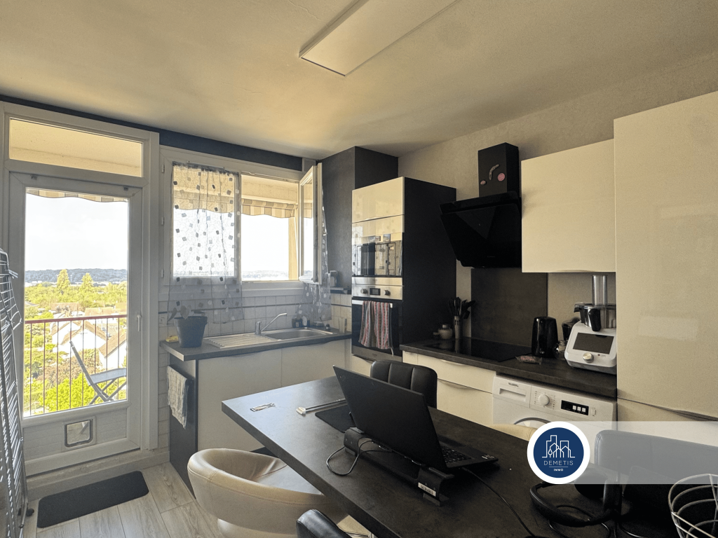 Superbe appartement T4 traversant au Mans Sud