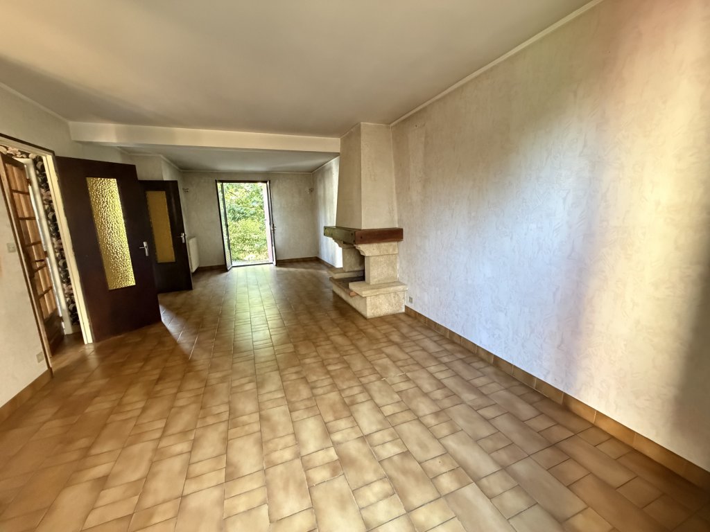 MAISON 5 CHAMBRES AVEC FORT POTENTIEL